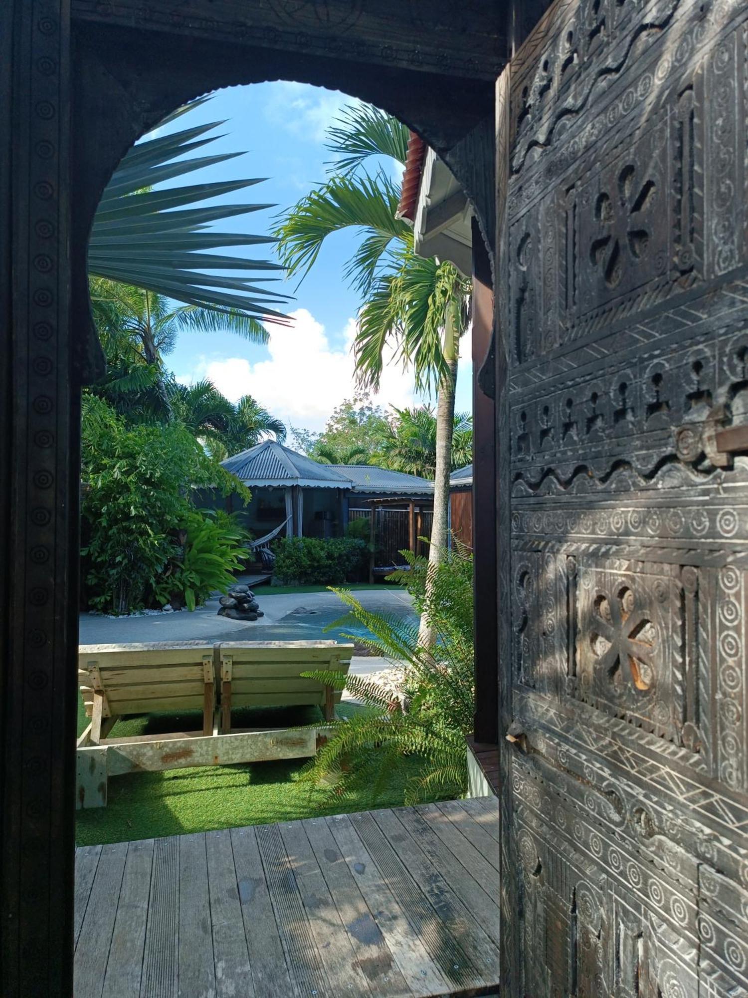 Tiki Paradise Lodge Fwi Sainte-Anne  Exterior photo